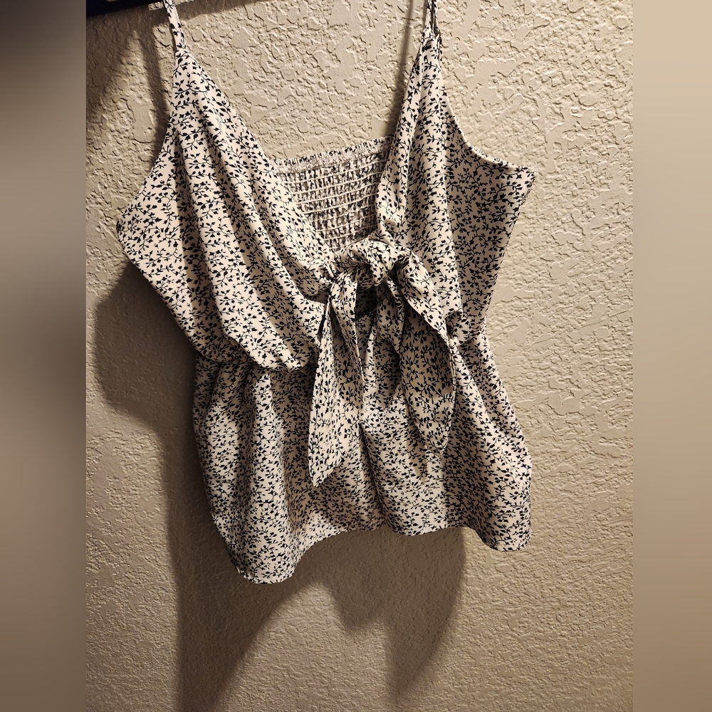 Women's White and Black Spaghetti Strap Top